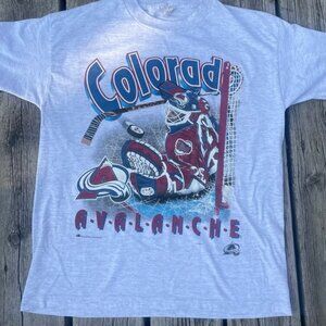 Vintage Colorado Avalanche NHL T-shirt